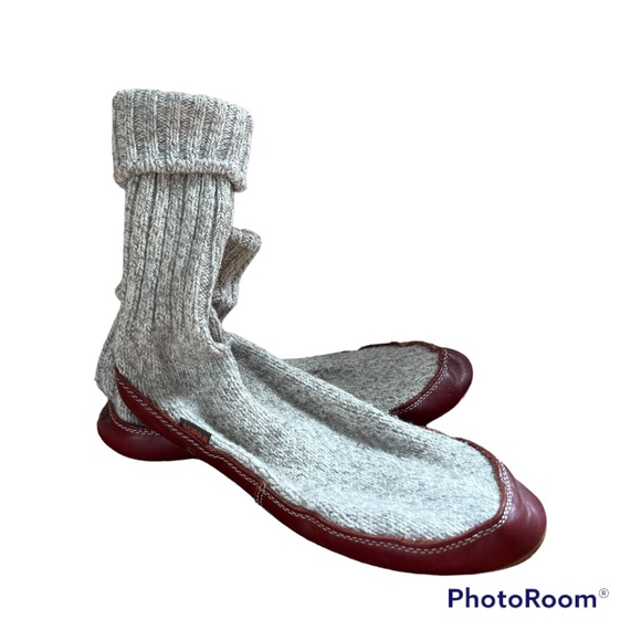 Acorn Shoes - 🧦ACORN: Unisex Original Slipper Sock, Gray ragg wool, size 9-10 women’s.